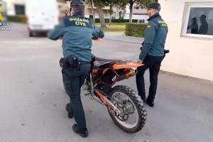 Detenido un menor y un adulto tras atacar a guardias civiles en concentración ilegal de motos en Jerez - Imagen 2