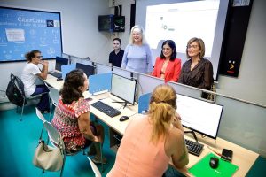 Curso municipal fomenta la administración electrónica para combatir la brecha digital en Las Palmas de Gran Canaria 2 Curso municipal fomenta la administración electrónica para combatir la brecha digital en Las Palmas de Gran Canaria - Imagen 1