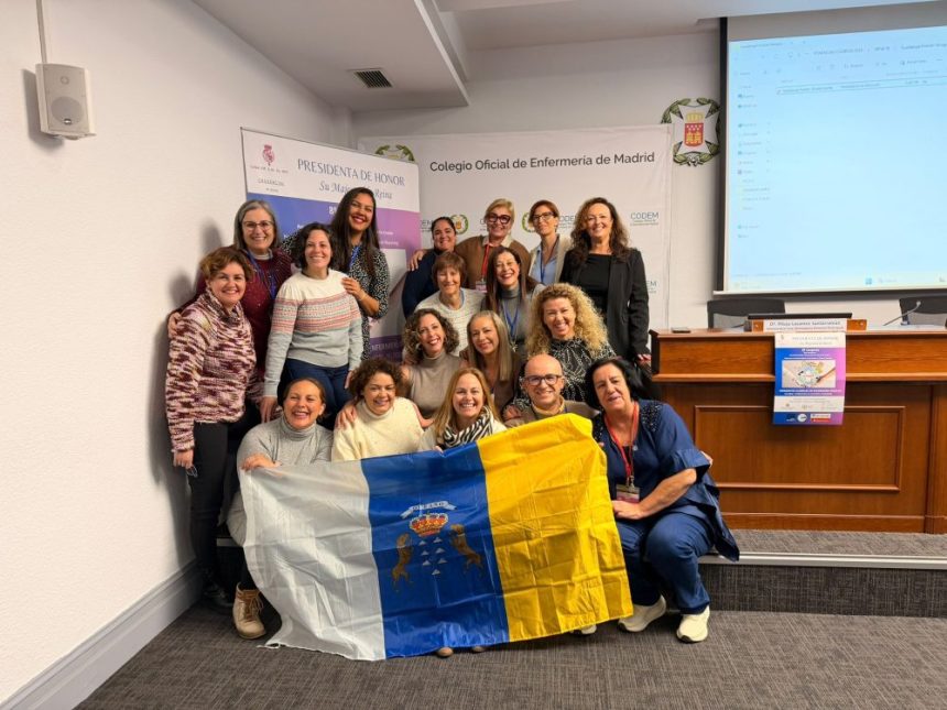 Samuel Aguiar recibe reconocimiento por comunicación científica en Congreso de Enfermería Escolar 1 Samuel Aguiar recibe reconocimiento por comunicación científica en Congreso de Enfermería Escolar