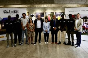 Exposición Goals for Hope muestra el fútbol como herramienta de inclusión social en Las Palmas 1 Exposición Goals for Hope muestra el fútbol como herramienta de inclusión social en Las Palmas - Imagen 1